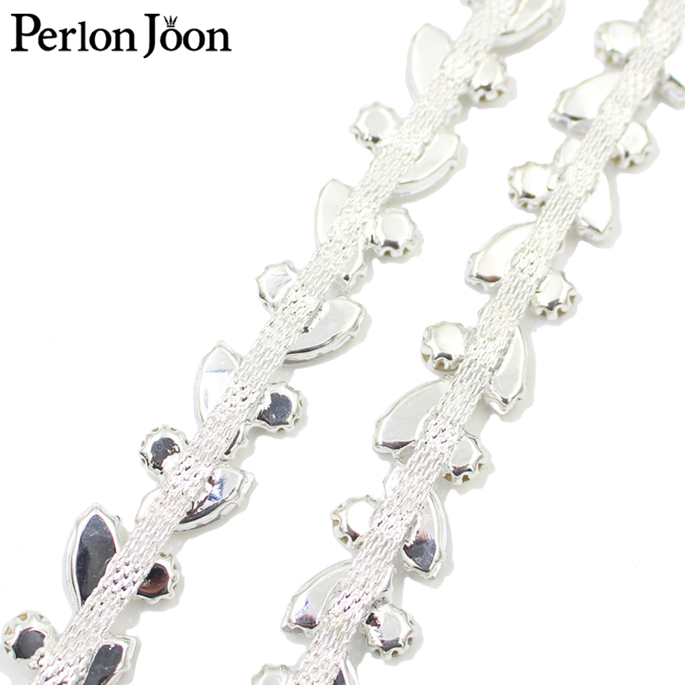 Leaf Round Crystal Rhinestone  - Perlon Strap Woven recension och pris